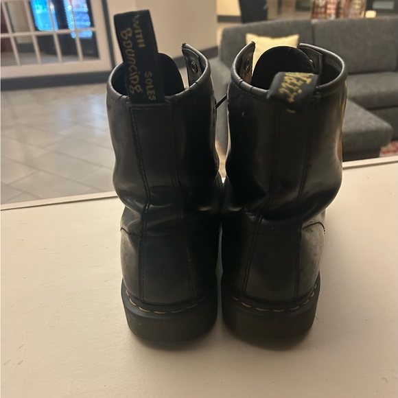 Dr. Martens Classic Black Men's Lace-Up Boots 13 Preowned airwair - Picture 4 of 7